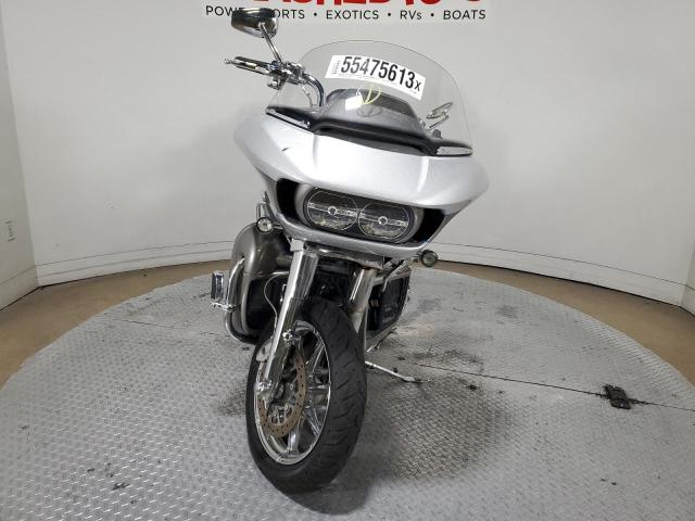 2016 HARLEY-DAVIDSON FLTRUSE CV 1HD1TAN10GB953887