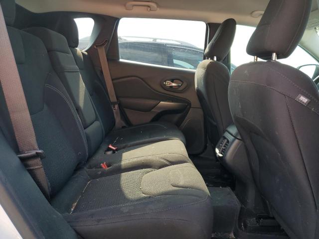 1C4PJMCXXKD352736 Jeep Cherokee Latitude