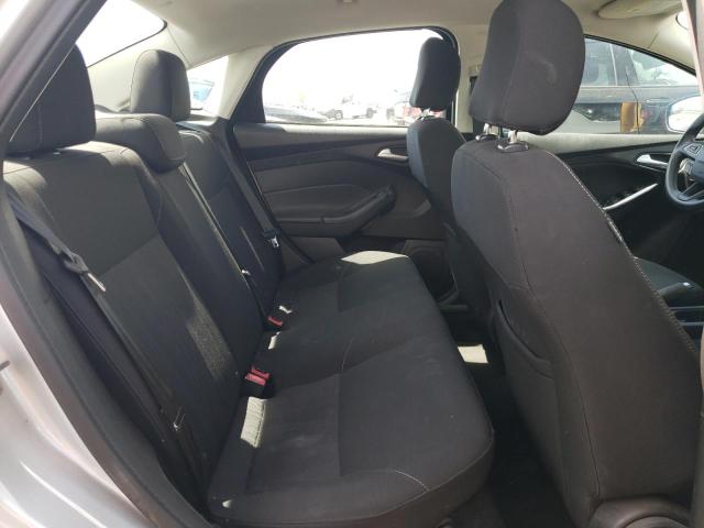 1FADP3F21FL317581 Ford FOCUS SE