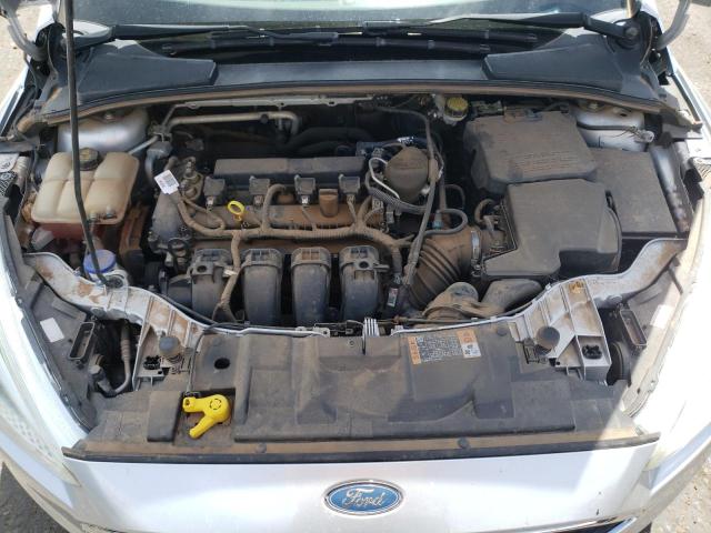 1FADP3F21FL317581 Ford FOCUS SE