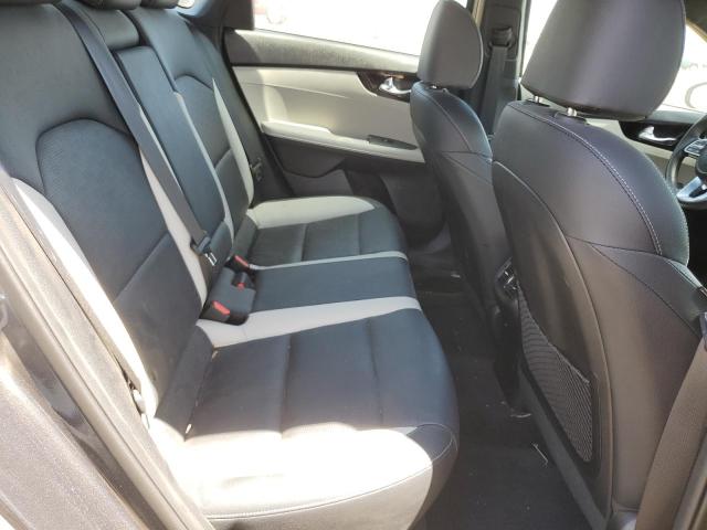3KPF54AD8KE057142 KIA FORTE EX