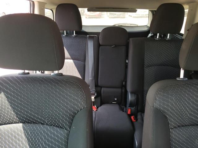 3C4PDCBG1KT701084 Dodge JOURNEY SE