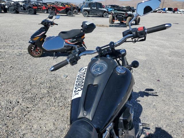 2013 YAMAHA XV1900 CU - JYAVP27E6DA015726