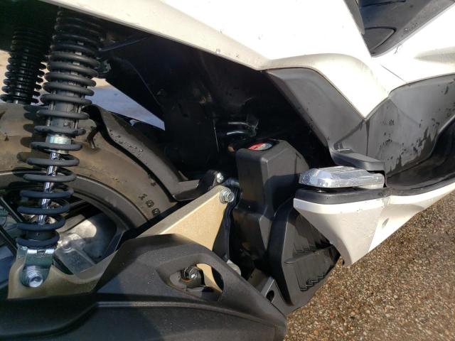 2015 HONDA PCX 150 RLHKF1809FY002163