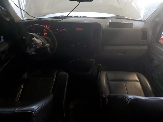 2015 NISSAN NV 1500 - 1N6BF0KM8FN803235