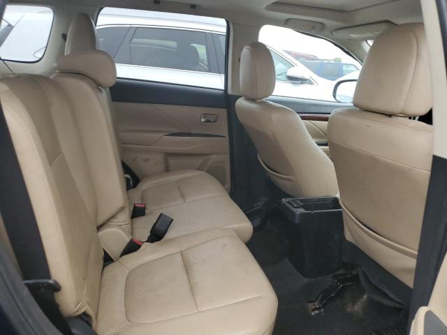JA4AD3A32FZ011275 Mitsubishi Outlander Se
