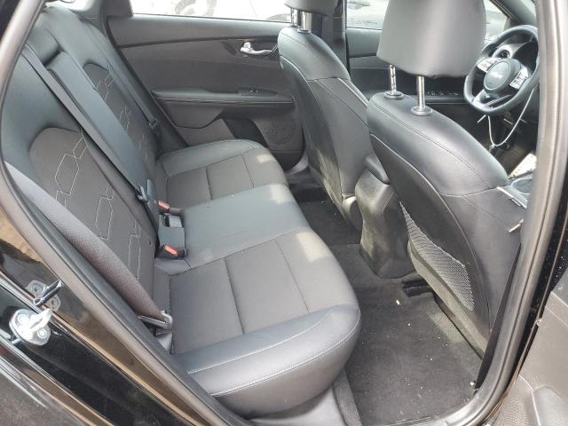 3KPF54AD2PE618992 KIA Forte Gt Line