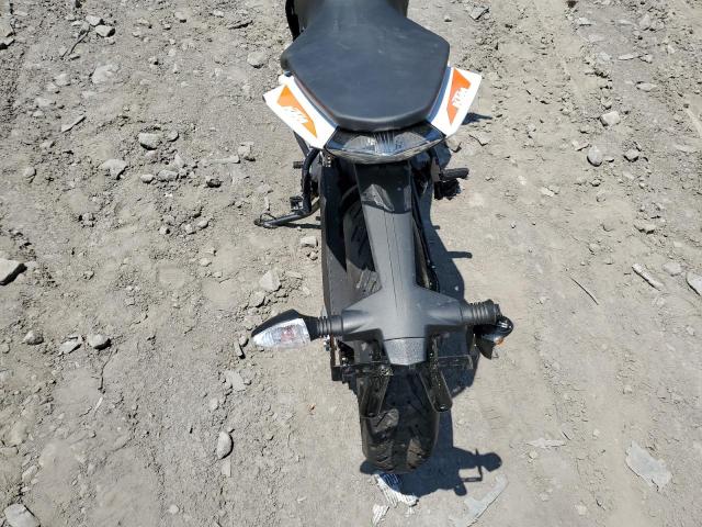 2021 KTM 200 DUKE MD2JPC40XMC032285