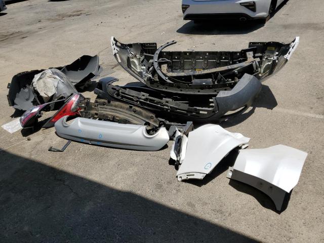 1FMCU0GD8HUB16184 Ford ESCAPE SE