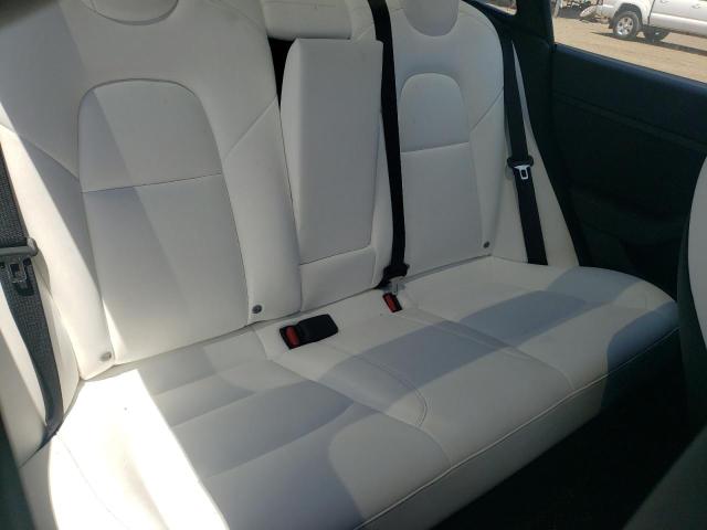 5YJ3E1EB0NF139102 Tesla MODEL 3