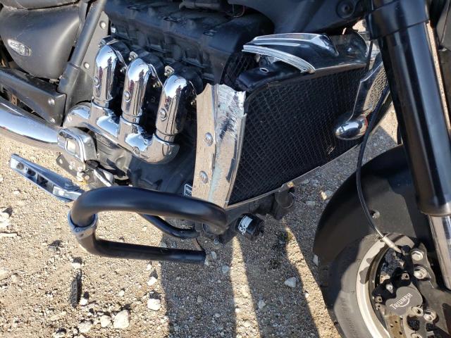 2011 TRIUMPH MOTORCYCLE ROCKET III - SMTC02L48BJ451974