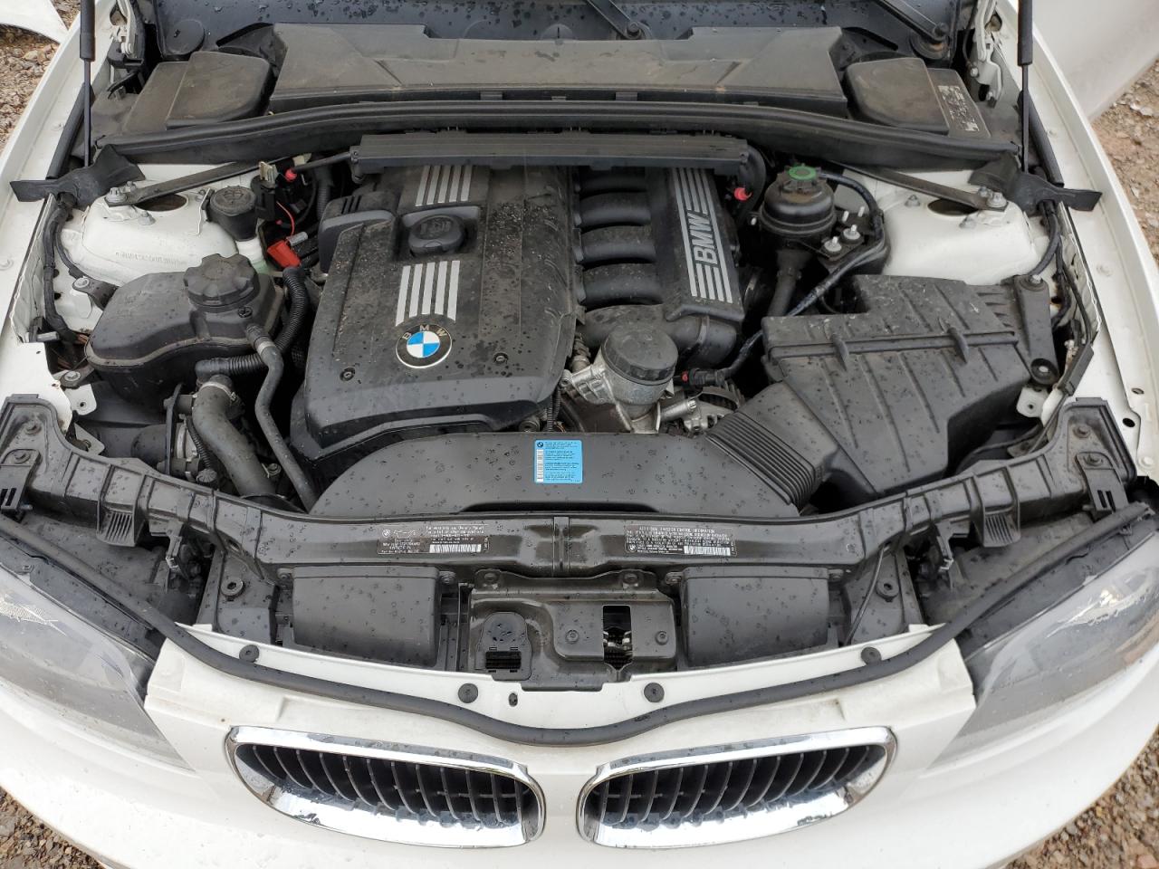 WBAUP9C55BVL90475 2011 BMW 128 I