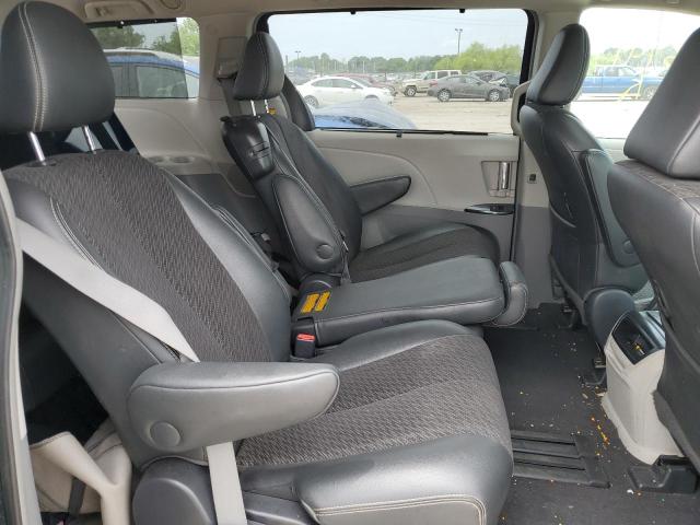 5TDXK3DC4BS043741 2011 TOYOTA SIENNA, photo no. 10