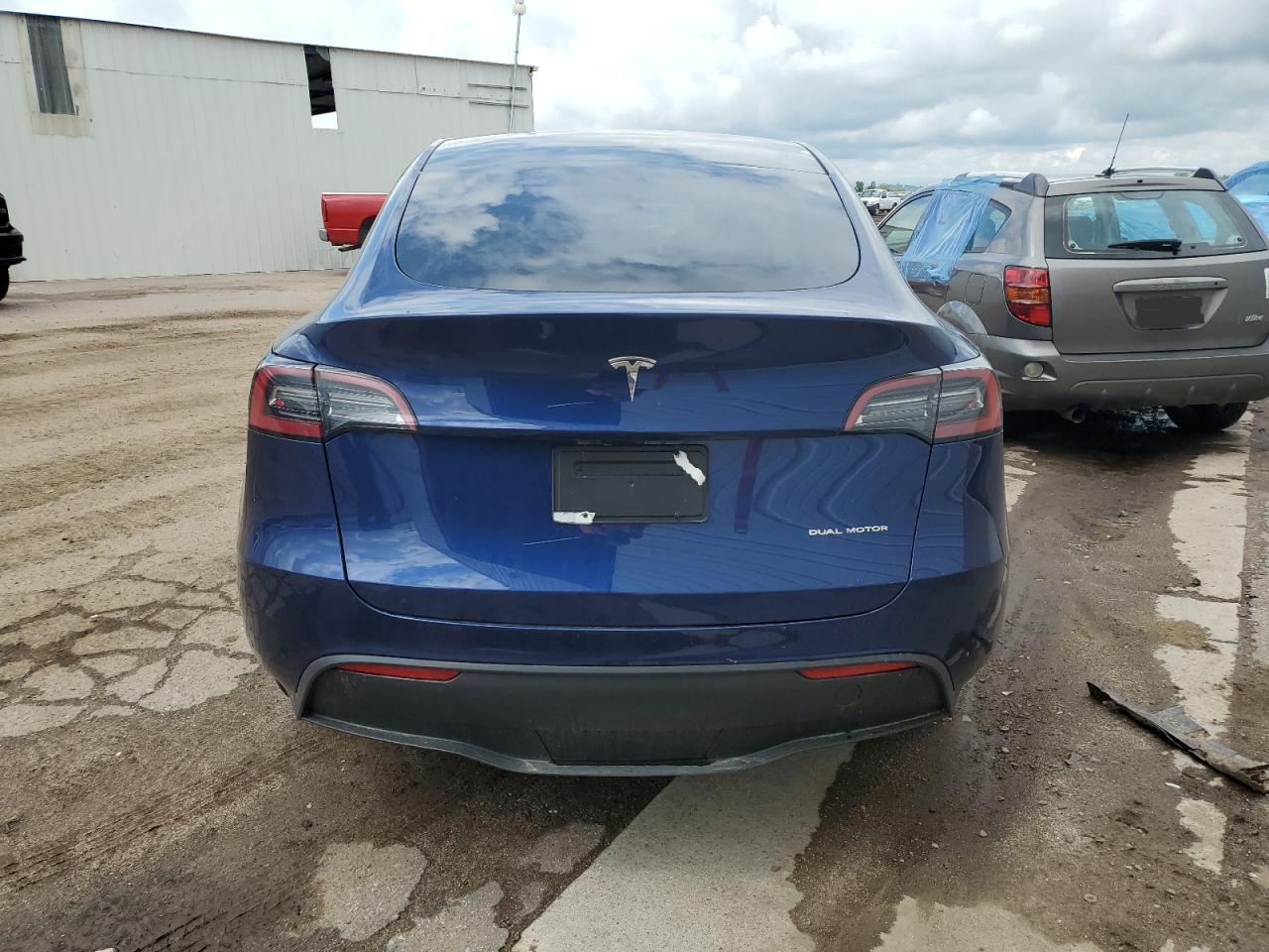 7SAYGDEE1PA088496 Tesla Model Y  6