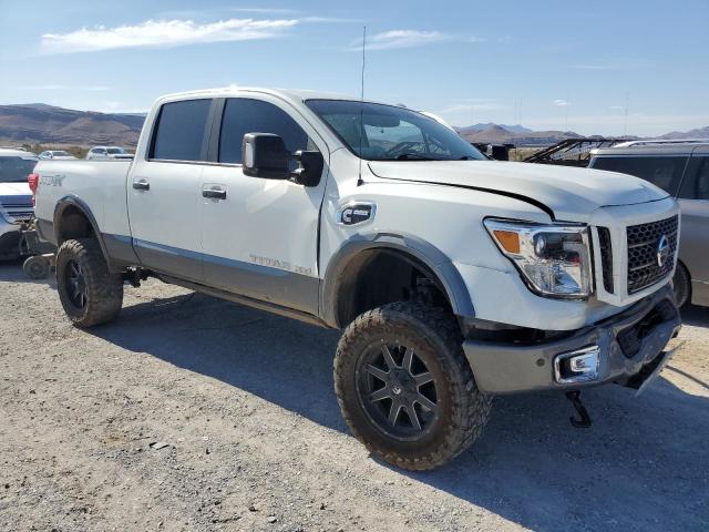 1N6BA1F49JN520978 Nissan Titan Xd Sl