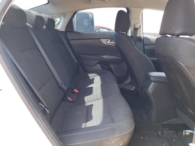 3KPF24AD8KE125657 KIA FORTE FE