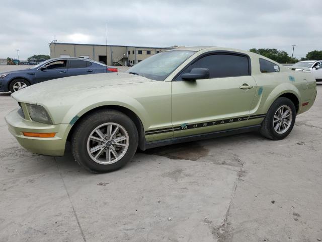 2005 Ford Mustang 