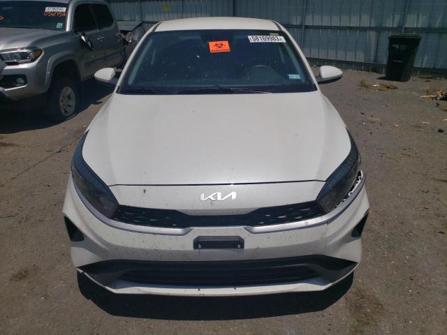 3KPF24AD5PE525859 Kia Forte LX 5