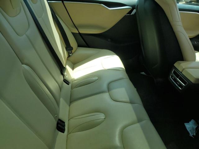 2015 TESLA MODEL S P9 5YJSA1V48FF099409