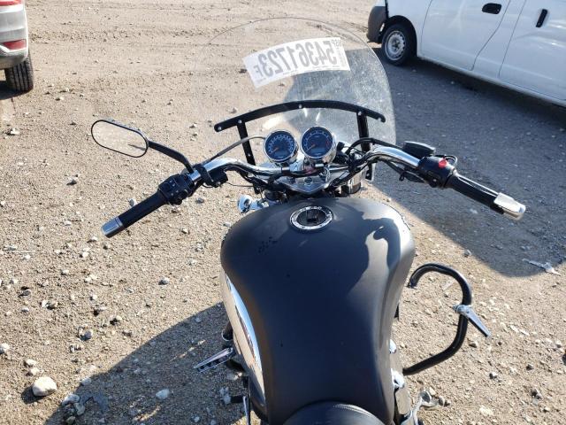 2011 TRIUMPH MOTORCYCLE ROCKET III - SMTC02L48BJ451974