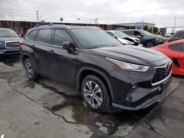 VIN 5TDHZRAH6LS000684 2020 Toyota Highlander, Xle no.4