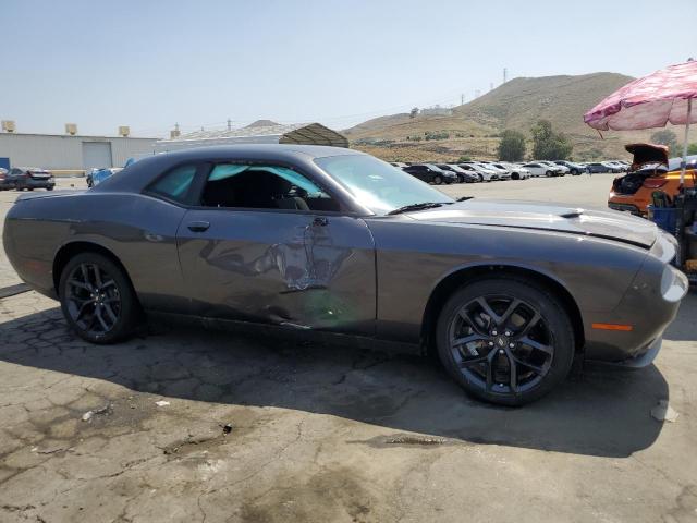 2C3CDZAG3NH211945 Dodge Challenger Sxt