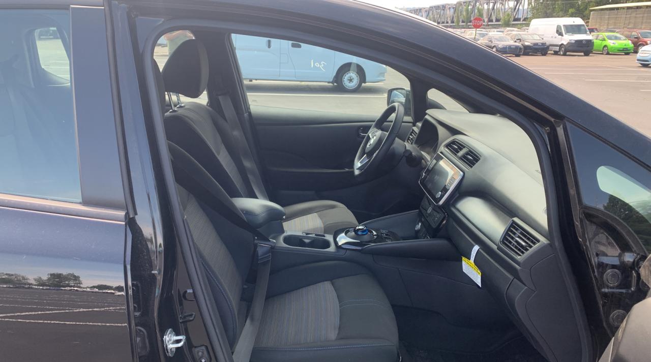 VIN: 1N4BZ1CV3NC556164 2022 NISSAN LEAF