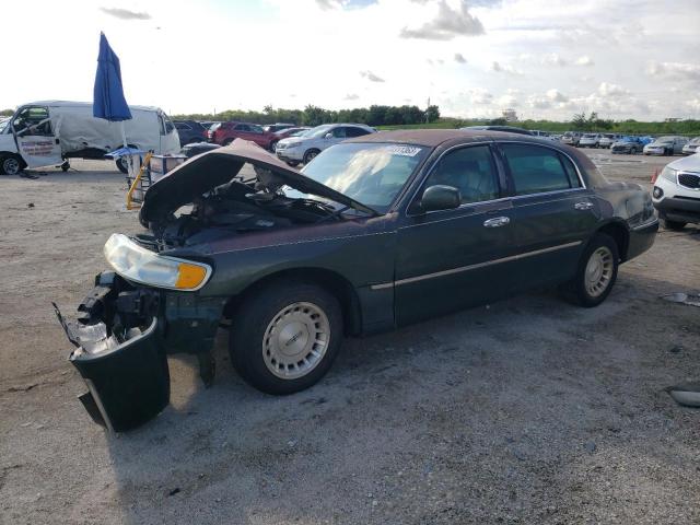 1999 Lincoln Town Car Executive