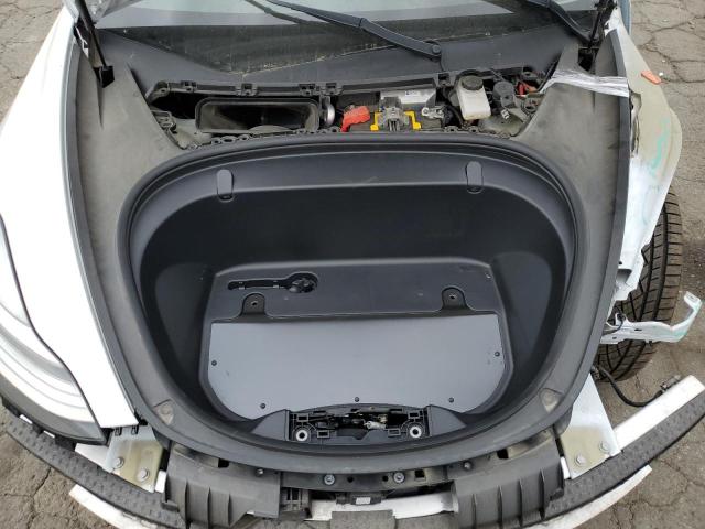 5YJ3E1EB3JF120621 Tesla MODEL 3