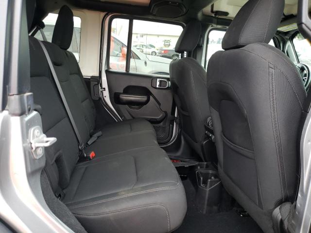 1C4HJXDG0JW125661 Jeep Wrangler Unlimited Sport