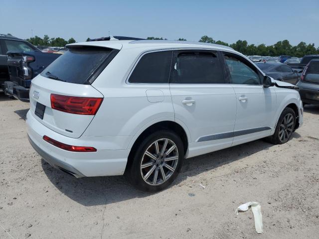 VIN WA1LHAF70KD028645 2019 Audi Q7, Premium Plus no.3