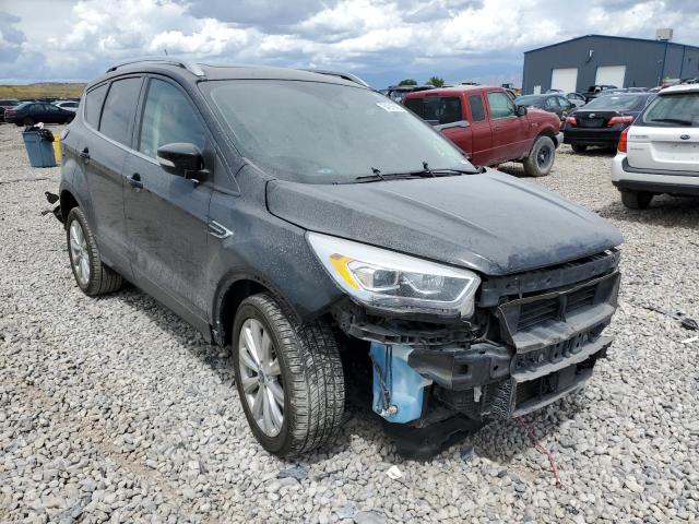 1FMCU9J97JUA23297 Ford Escape Titanium