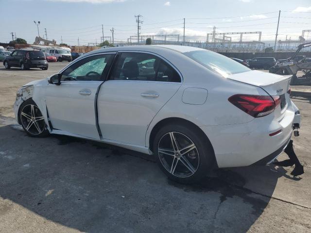 W1K3G4EB5LJ236562 Mercedes-Benz A 220