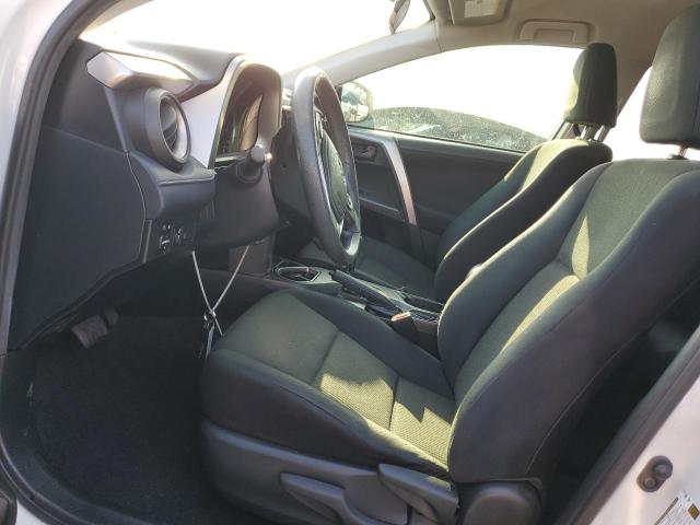 JTMZFREV0JJ746717 Toyota RAV4 LE