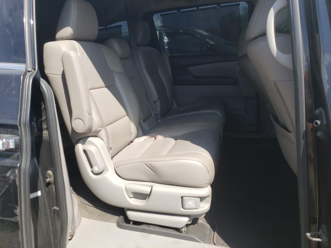 5FNRL5H98BB033735 2011 Honda Odyssey Touring