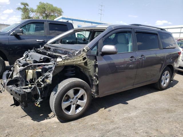 2016 Toyota Sienna LE