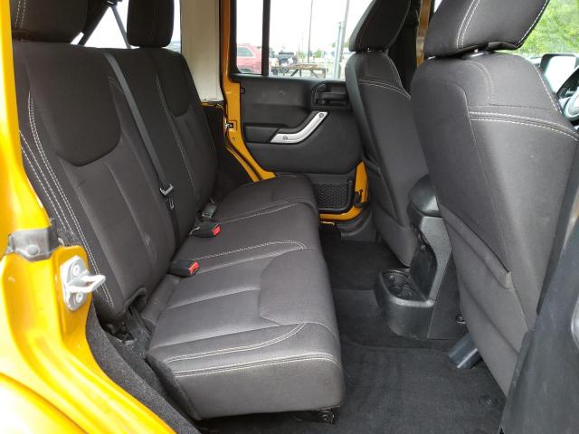1C4BJWEG9EL169552 Jeep Wrangler Unlimited Sahara