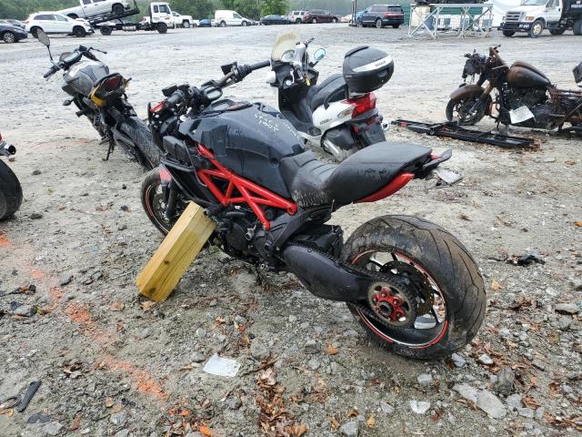 2015 DUCATI DIAVEL ZDM13BSW2FB026626