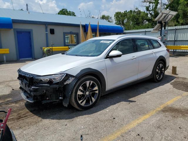 2018 Buick Regal TourX Essence