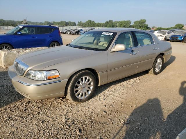 2007 Lincoln Town Car Signature