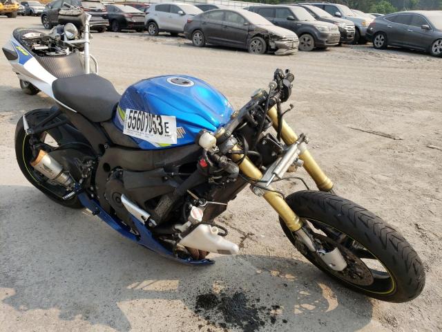 2011 SUZUKI GSX750 - JS1GR7MA2B2103647