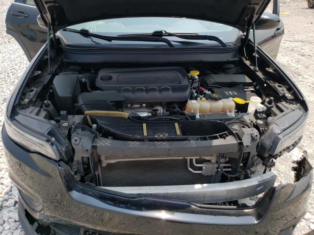 1C4PJLCB5KD485256 Jeep Cherokee Latitude