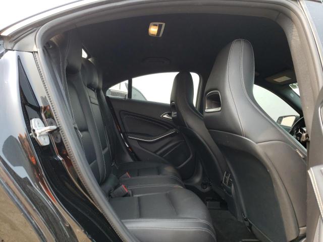 WDDSJ4GB7HN495869 Mercedes-Benz CLA 250 4MATIC