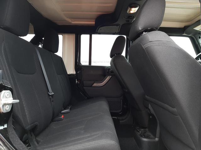 1C4BJWDG5HL744090 Jeep Wrangler Unlimited Sport