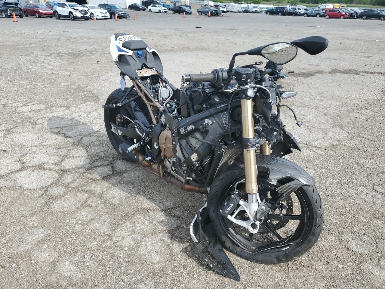 Crashed bmw deals s1000rr for sale