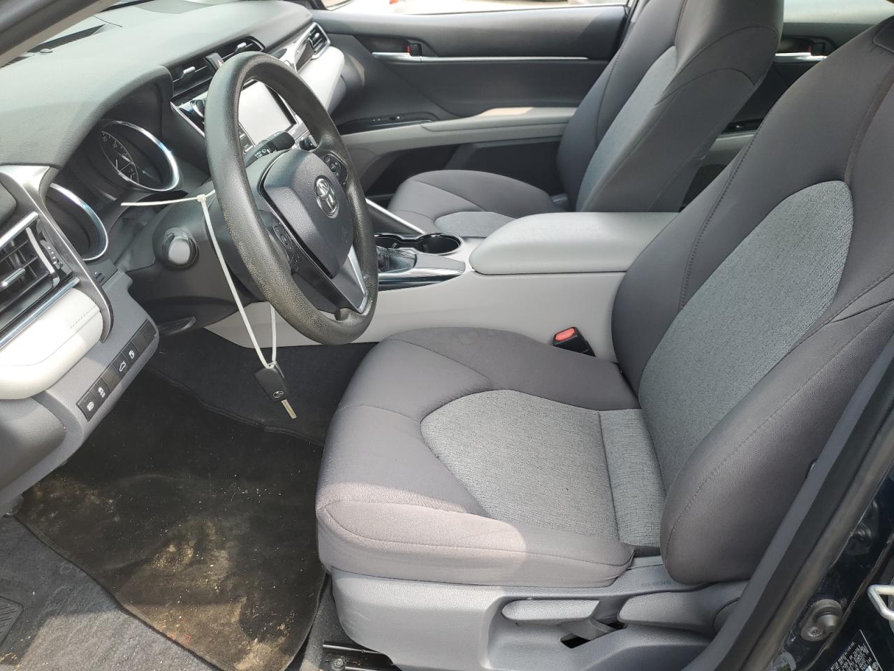 4T1B11HK1JU650964 TOYOTA CAMRY 2018