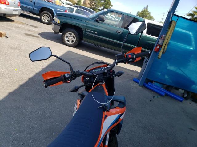2023 KTM 690 SMC R VBKLSV405PM751353