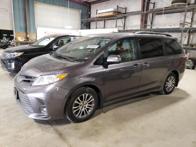 5TDYZ3DC4JS954909 2018 TOYOTA SIENNA, photo no. 1