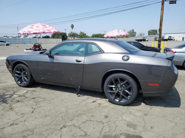 2C3CDZAG3NH211945 Dodge Challenger Sxt
