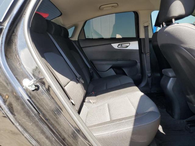 3KPF24AD1NE499029 KIA FORTE FE